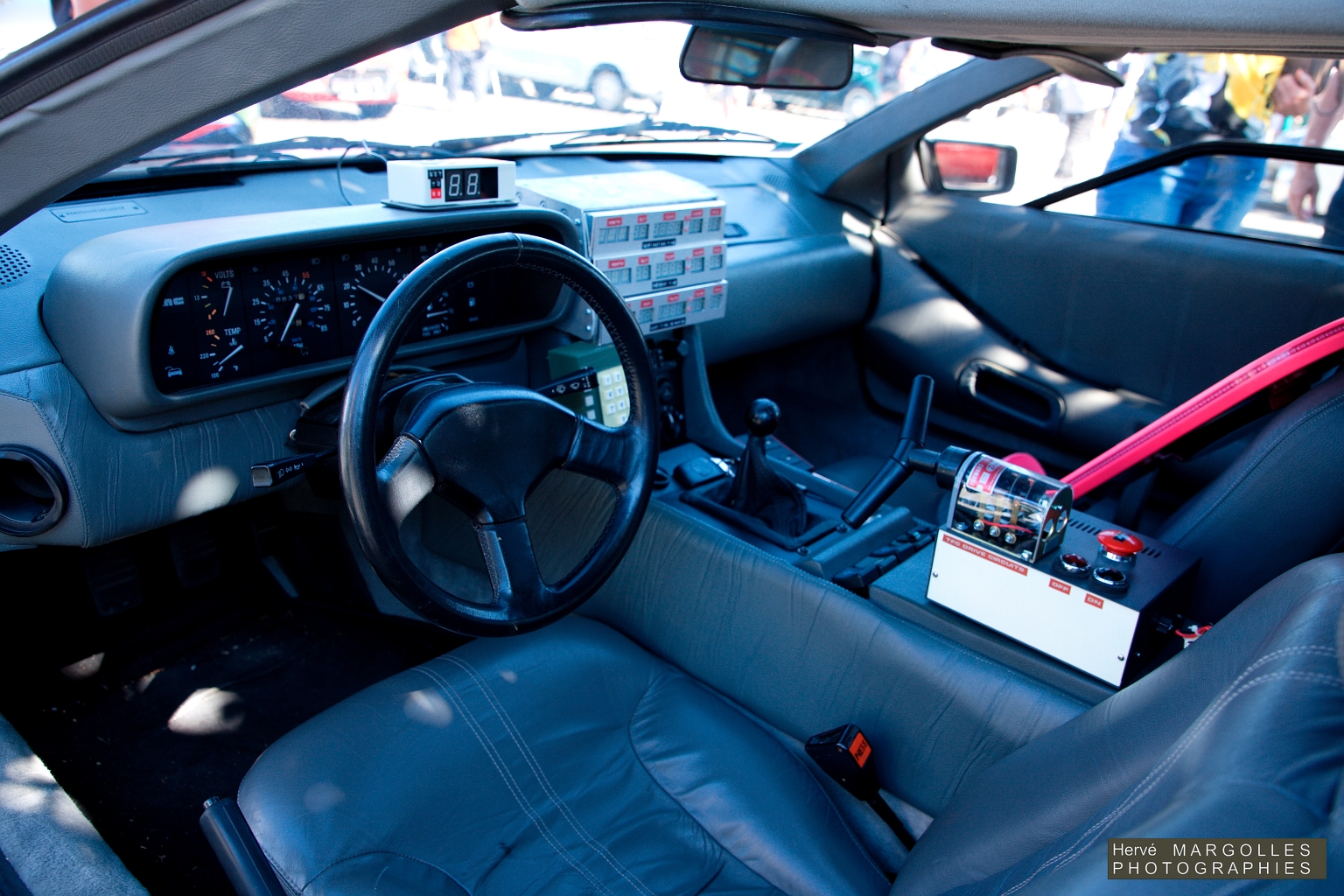 DMC De Lorean -02.jpg